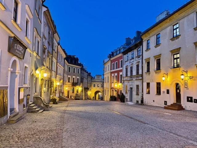 Apartament Z Widokiem Na Zamek - Apartment With A View Of The Castle Lublin Ngoại thất bức ảnh